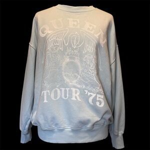 American Eagle x Queen Sweatshirt | Tour ’75 Graphic | Light Blue | Size Small